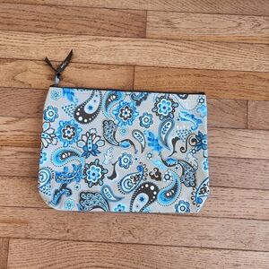 thirty-one Pouch in Peacock Paisley Print